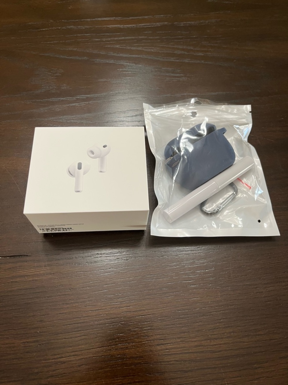 Apple AirPod Pro 3 BNWT - Picture 9 of 16